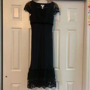 Ann Taylor LOFT Black Semi Lace Dress Size 4‎ Petite